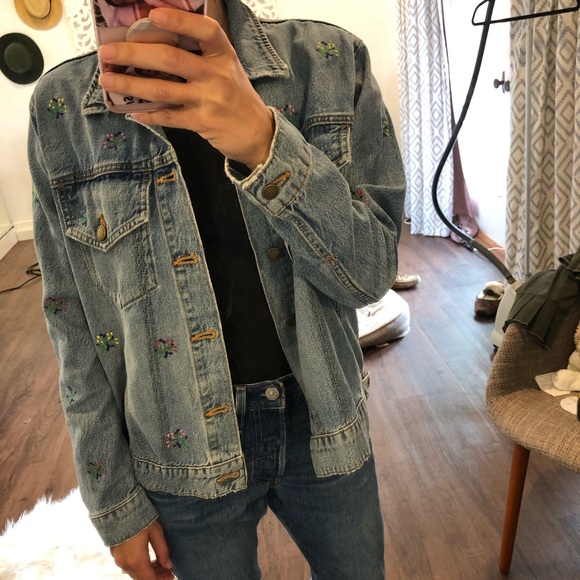 THE GREAT. Jackets & Blazers - THE GREAT floral jean jacket